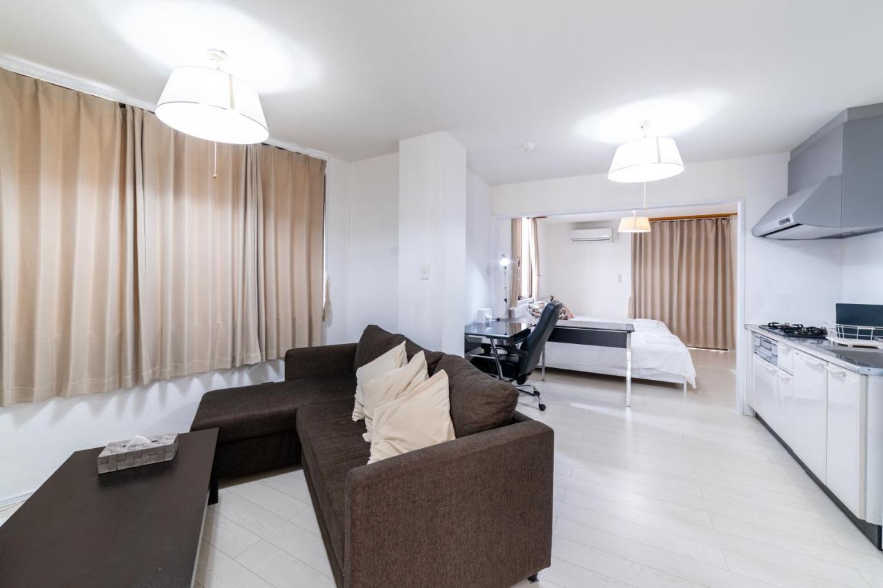 Izumisaki Terrace402 Aparthotel นาฮะ ภายนอก รูปภาพ