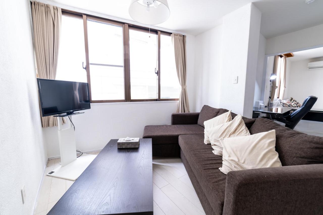 Izumisaki Terrace402 Aparthotel นาฮะ ภายนอก รูปภาพ